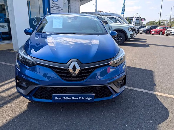 RENAULT Clio 1.6 E-Tech hybride 145ch RS Line - Vue 3