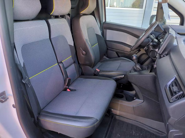 RENAULT Kangoo Van L1 1.5 Blue dCi 95ch Grand Confort - 22 - Miniature 13