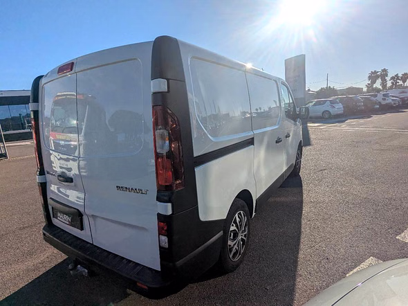 RENAULT Trafic Fg L1H1 2T8 2.0 Blue dCi 130ch Confort - Miniature 7