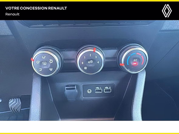 RENAULT Clio 1.5 Blue dCi 100ch Evolution - Miniature 26