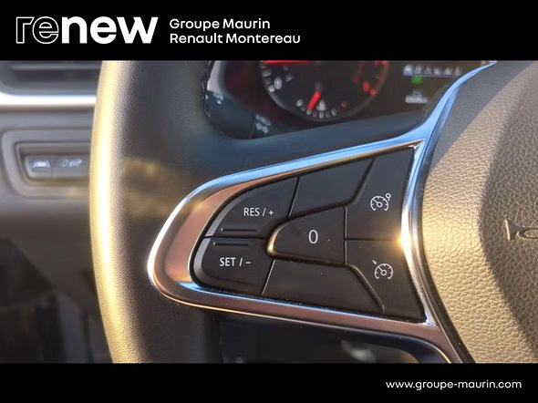 RENAULT Captur 1.6 E-Tech hybride 145ch Evolution - Miniature 23