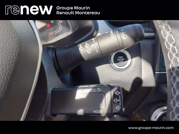 RENAULT Captur 1.6 E-Tech hybride 145ch Equilibre - Miniature 26