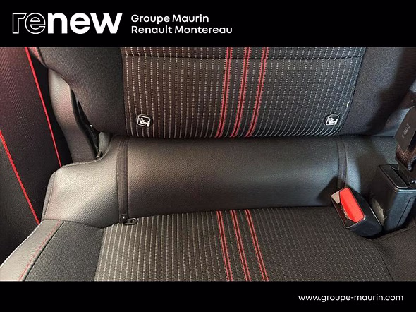 RENAULT Captur 1.3 TCe mild hybrid 140ch RS Line - Miniature 18