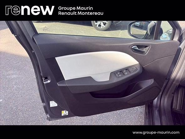 RENAULT Clio 1.6 E-Tech 145ch full hybrid Techno - Miniature 21