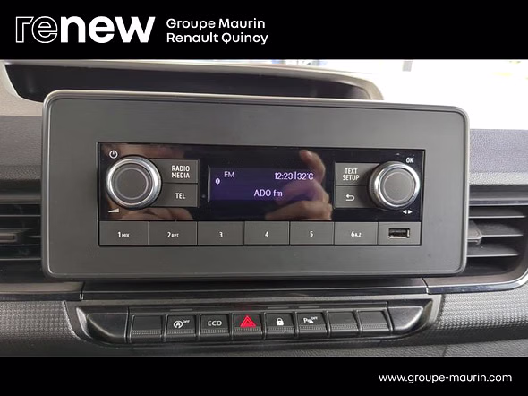 RENAULT Kangoo Van 1.3 TCe 100ch Grand Confort - 22 5cv - Miniature 9