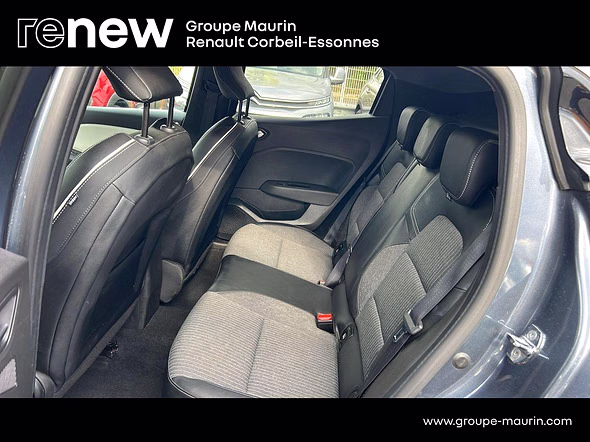 RENAULT Clio 1.6 E-Tech hybride 145ch Techno - Miniature 12