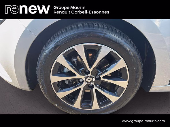 RENAULT Clio 1.6 E-Tech hybride 145ch Techno - Miniature 9