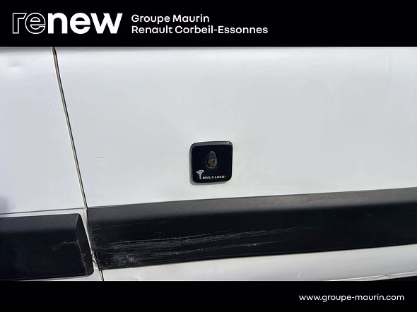 RENAULT Master Fg F3500 L3H2 2.3 dCi 135ch Grand Confort E6 - Miniature 13