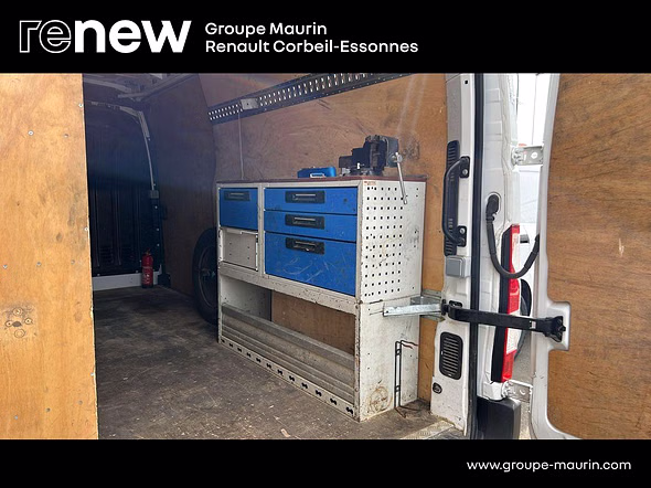 RENAULT Master Fg F3500 L3H2 2.3 dCi 135ch Grand Confort E6 - Miniature 18