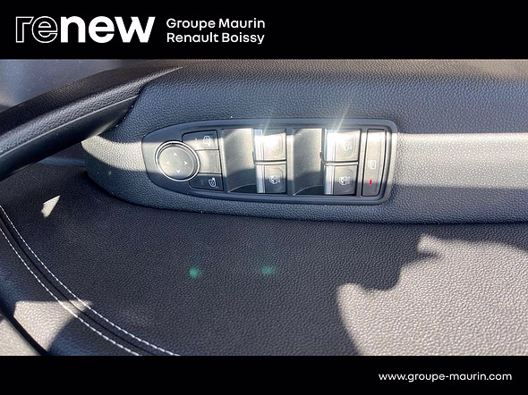 RENAULT Captur 1.6 E-Tech hybride 145ch Techno Fast Track - Miniature 25