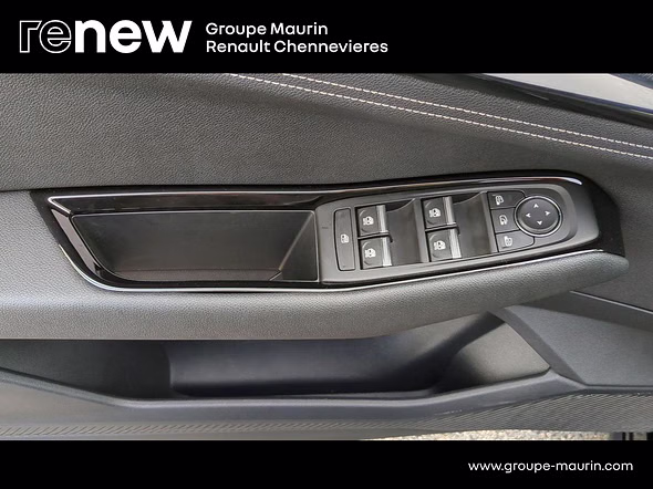 RENAULT Austral 1.2 E-Tech full hybrid 200ch Evolution - 26 - Miniature 14
