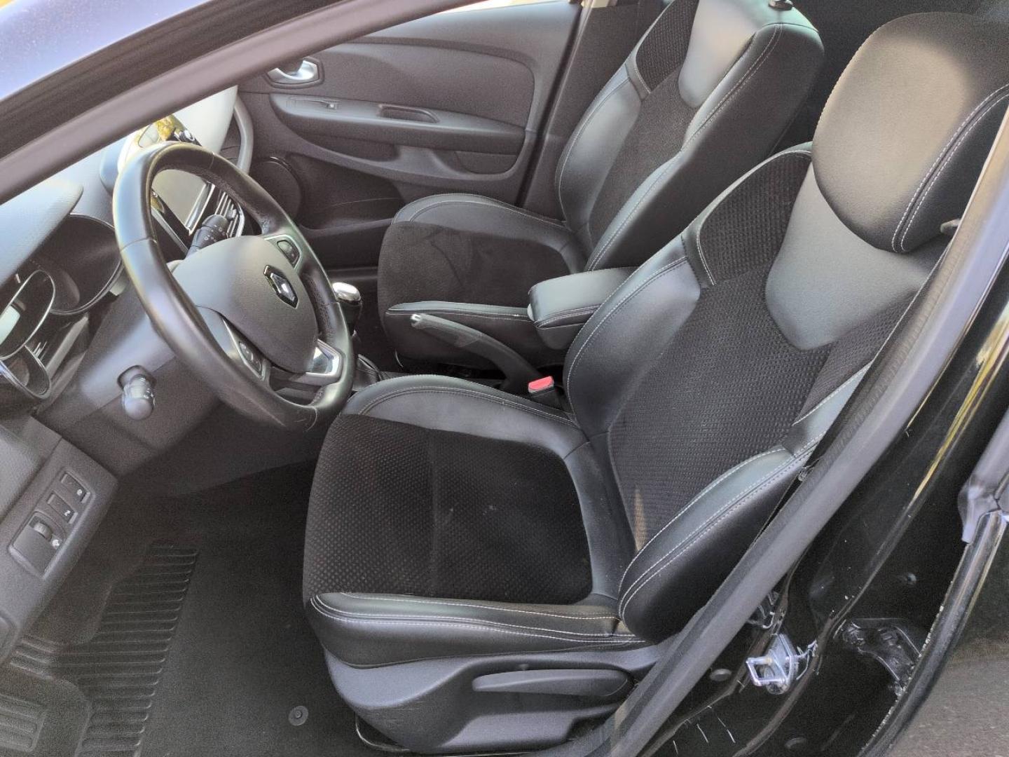 RENAULT Clio 1.5 dCi 90ch energy Limited 5p - Photo 12