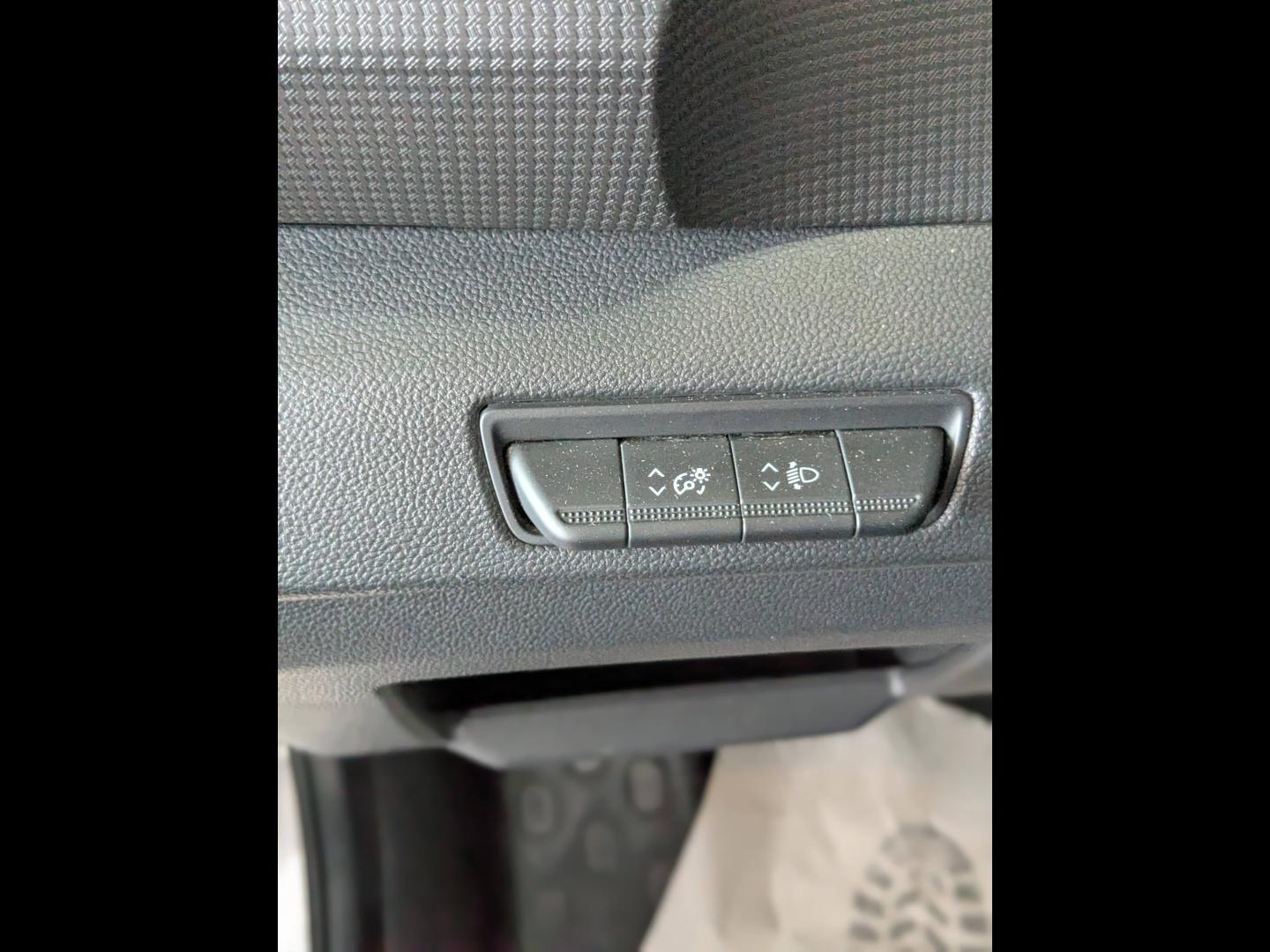 RENAULT Trafic Fg L1H1 3T 2.0 Blue dCi 170ch Advance EDC -24 - Photo 19