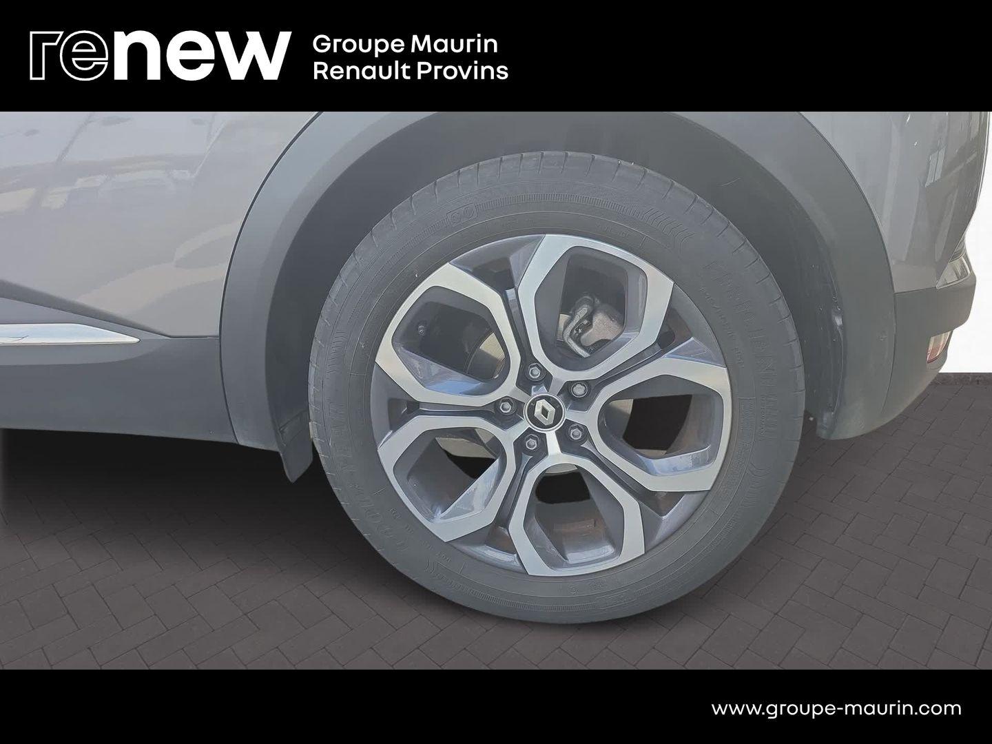 RENAULT Captur 1.6 E-Tech hybride 145ch Techno - Photo 12
