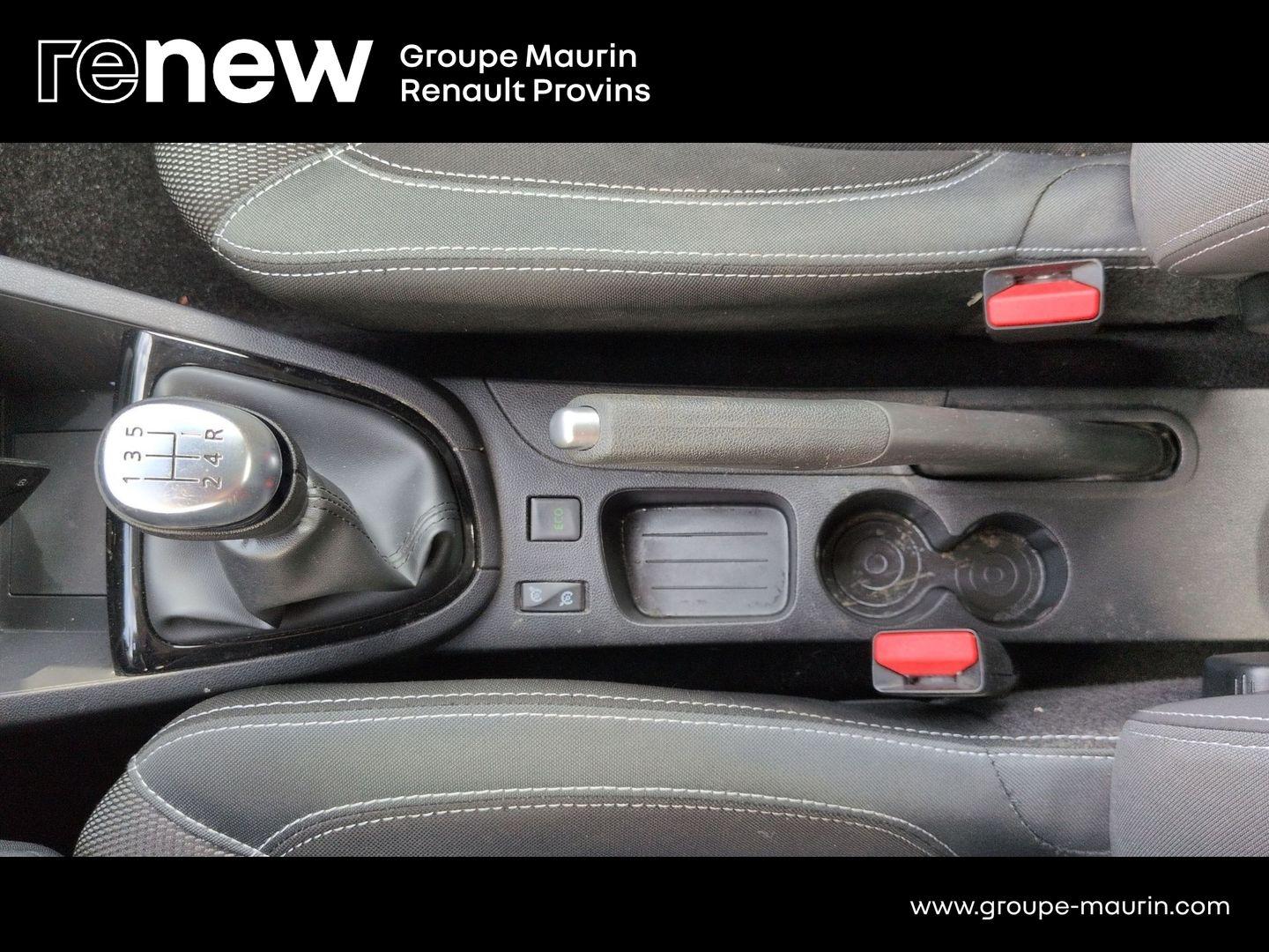 RENAULT Clio 0.9 TCe 90ch energy Business 5p - Photo 29
