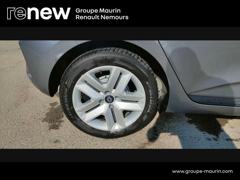 RENAULT Clio 1.6 E-Tech 145ch full hybrid Evolution - Photo 9