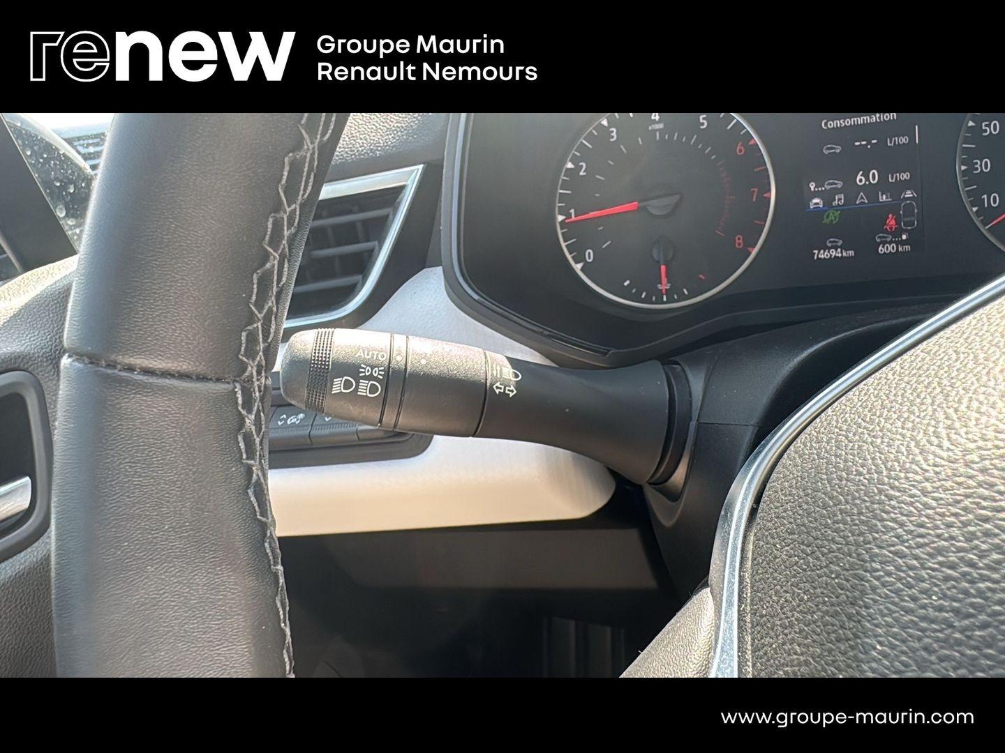 RENAULT Clio 1.0 TCe 90ch Evolution - Photo 24