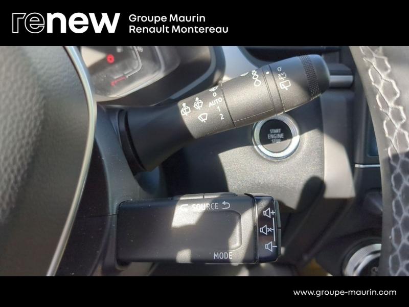 RENAULT Captur 1.6 E-Tech hybride 145ch Equilibre - Photo 26
