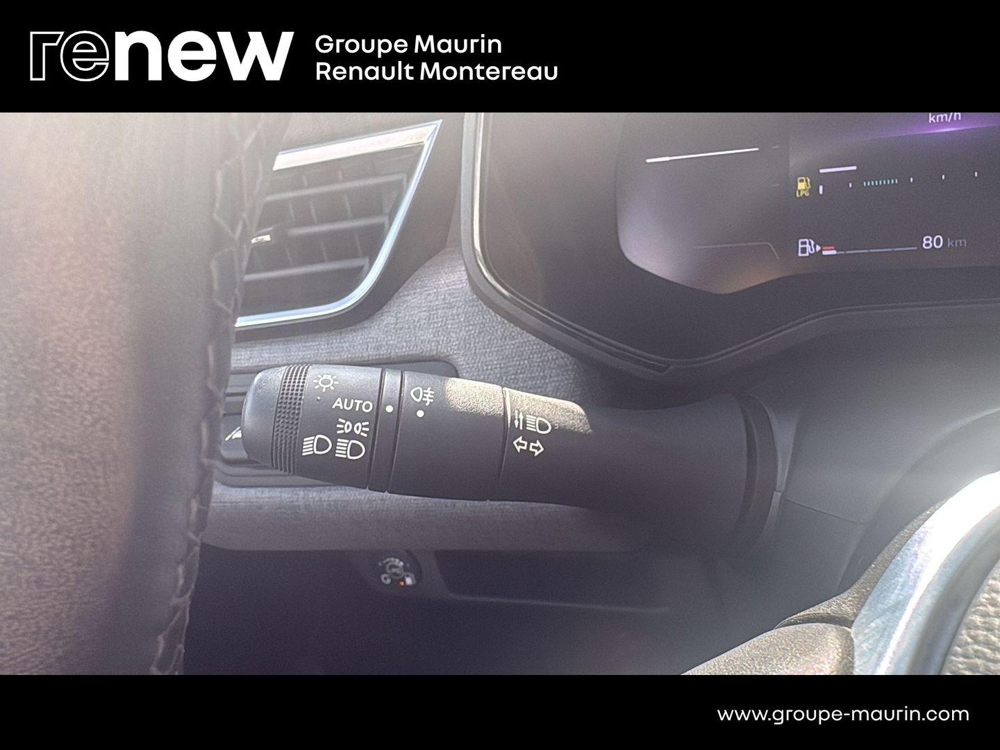 RENAULT Clio 1.0 TCe 100ch Evolution GPL - Photo 28