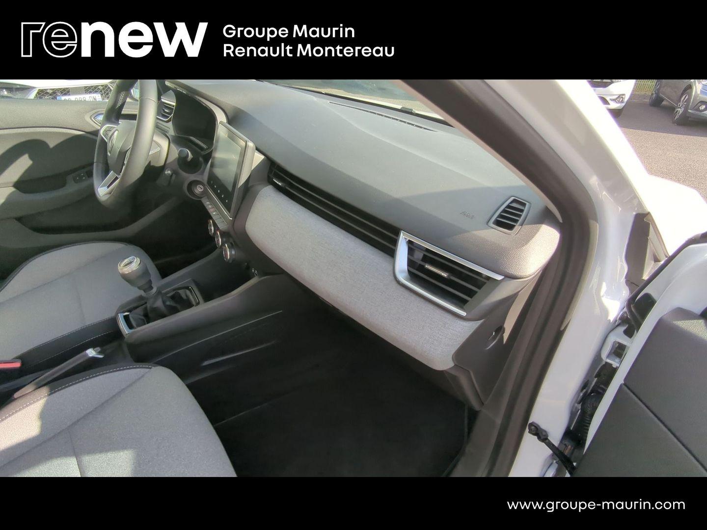 RENAULT Clio 1.0 TCe 90ch Evolution - Photo 21