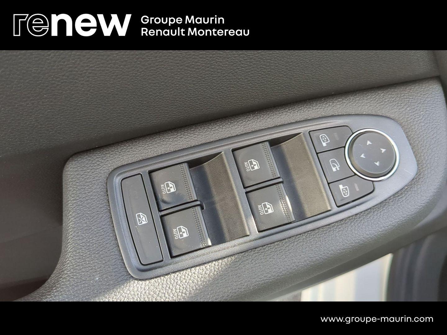 RENAULT Clio 1.0 TCe 90ch Evolution - Photo 22