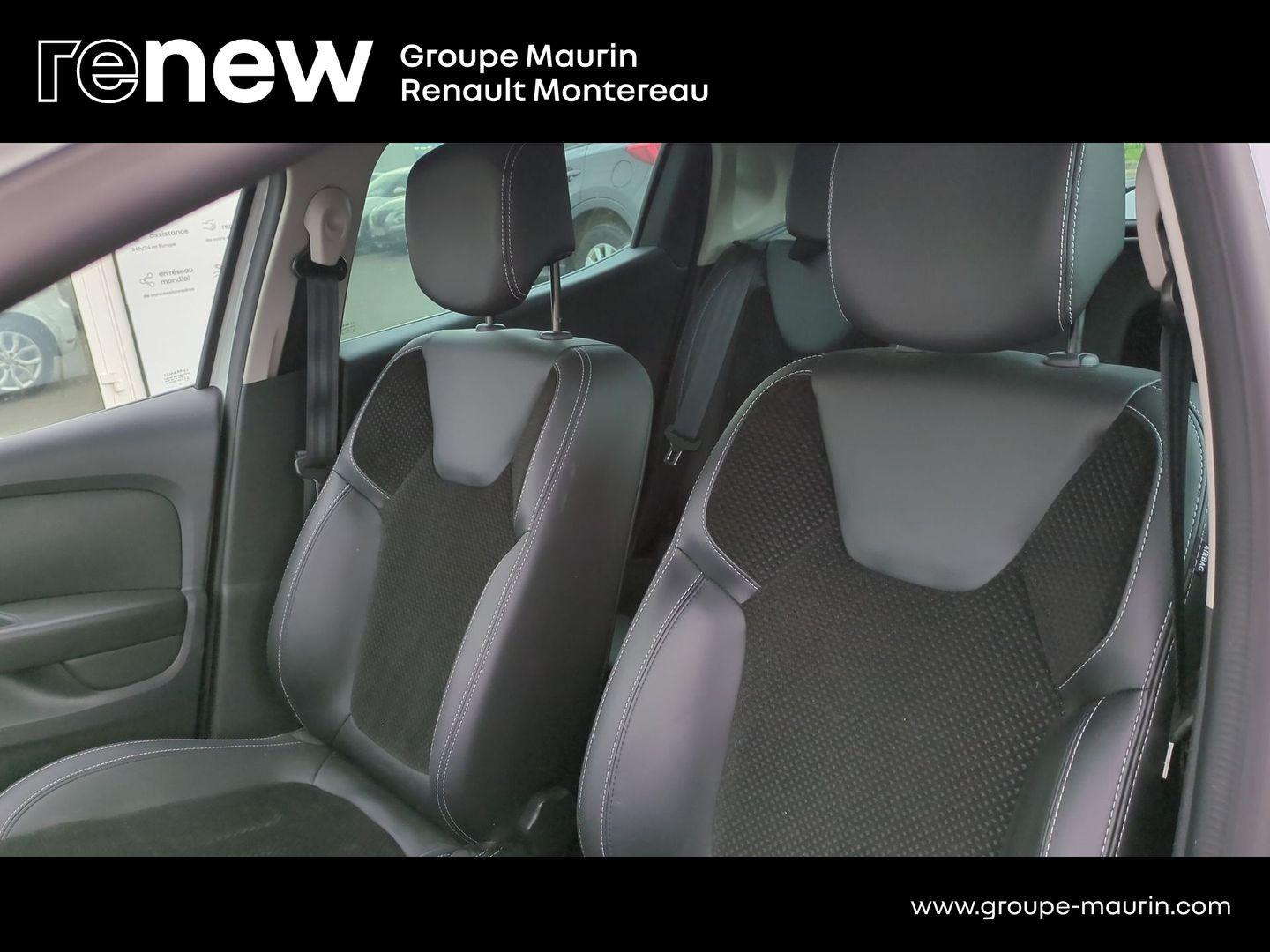 RENAULT Clio 1.2 TCe 120ch energy Intens EDC 5p - Photo 30