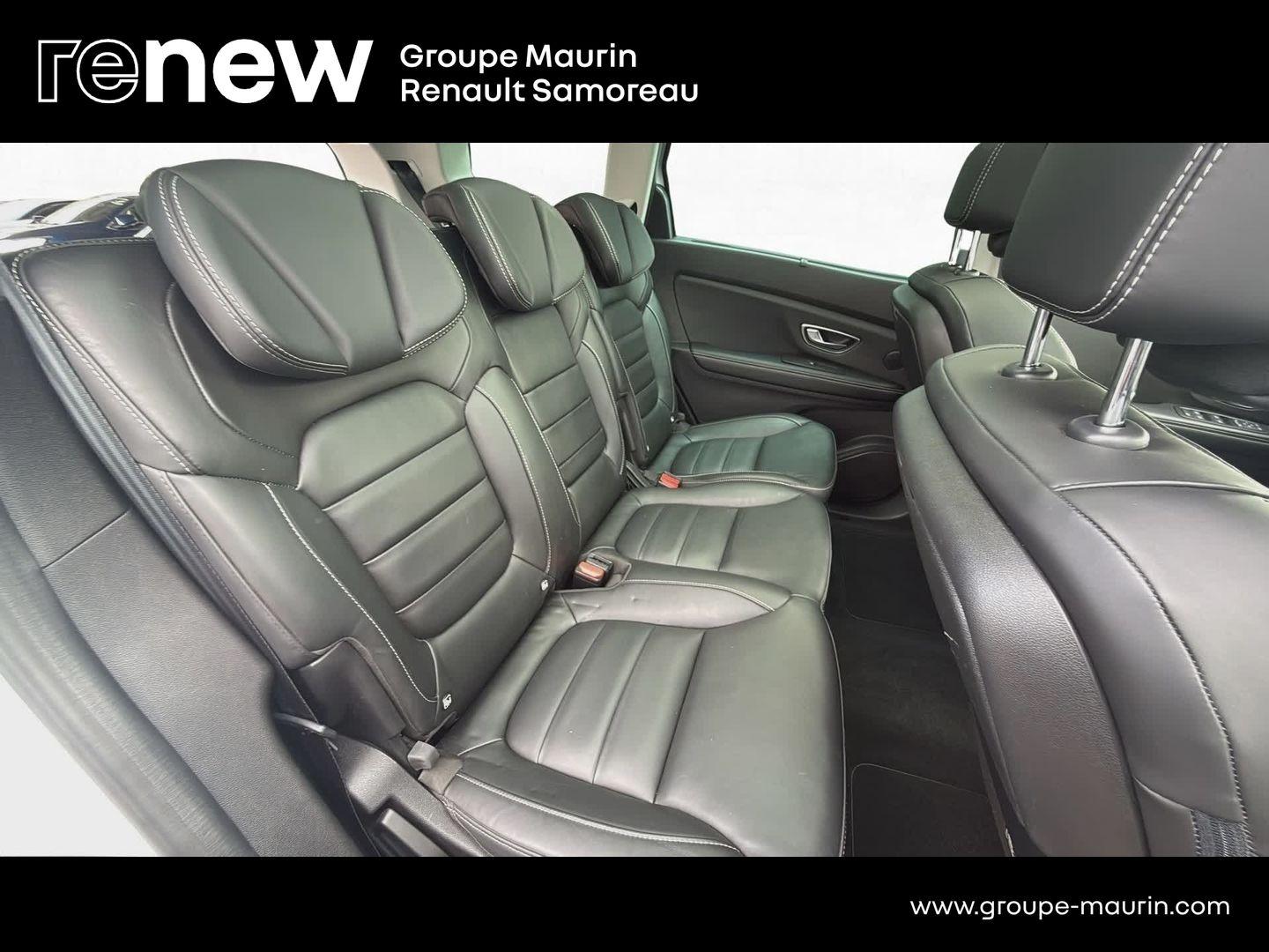 RENAULT Grand Scenic 1.6 dCi 130ch Energy Initiale Paris - Photo 16