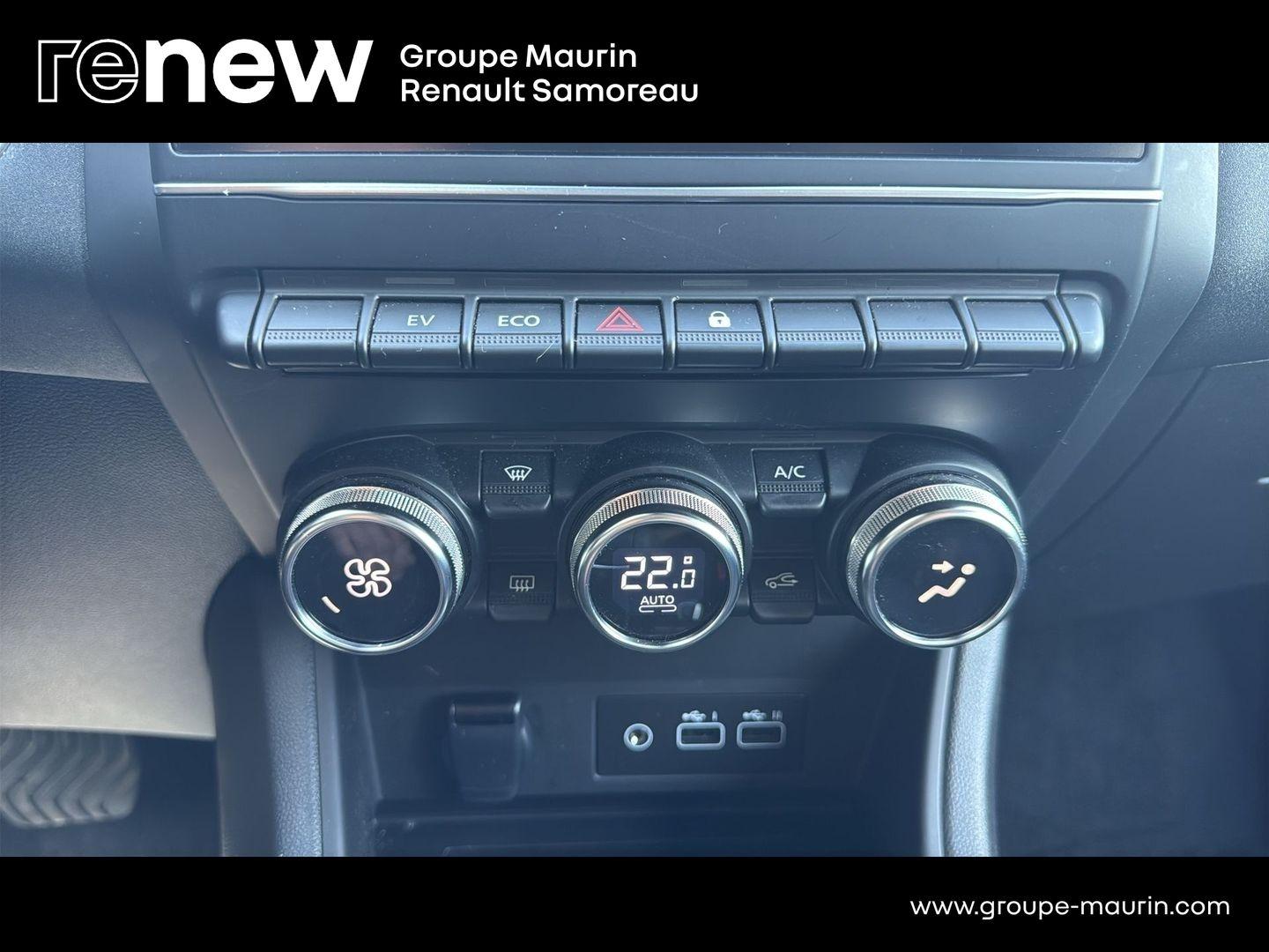 RENAULT Captur 1.6 E-Tech hybride 145ch Evolution - Photo 24