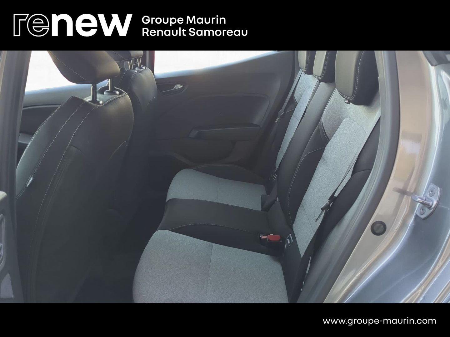 RENAULT Clio 1.5 dCi 100ch Evolution - 25 - Photo 11