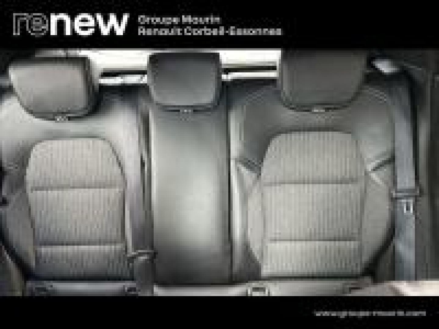 RENAULT Clio 1.6 E-Tech hybride 145ch Techno - Photo 24