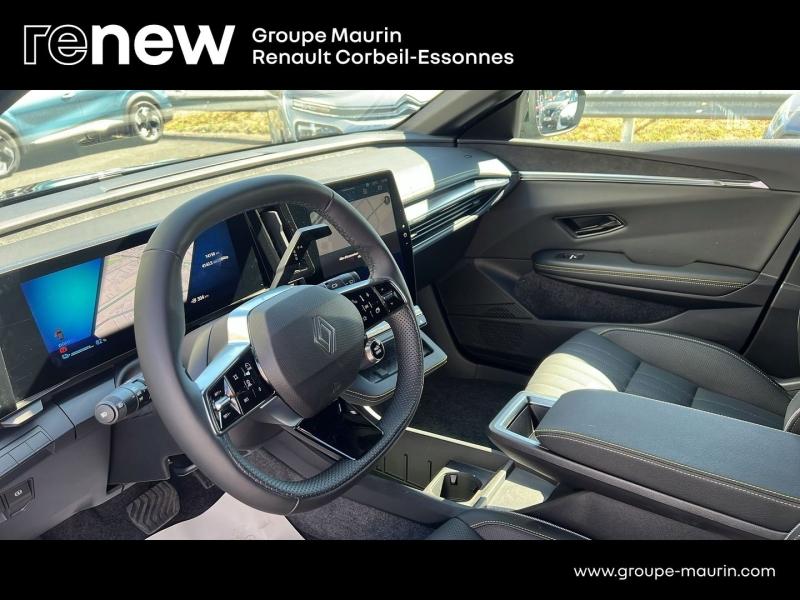 RENAULT Megane E-Tech Electric 220ch 60kWh Iconic autonomie confort -25 - Photo 18