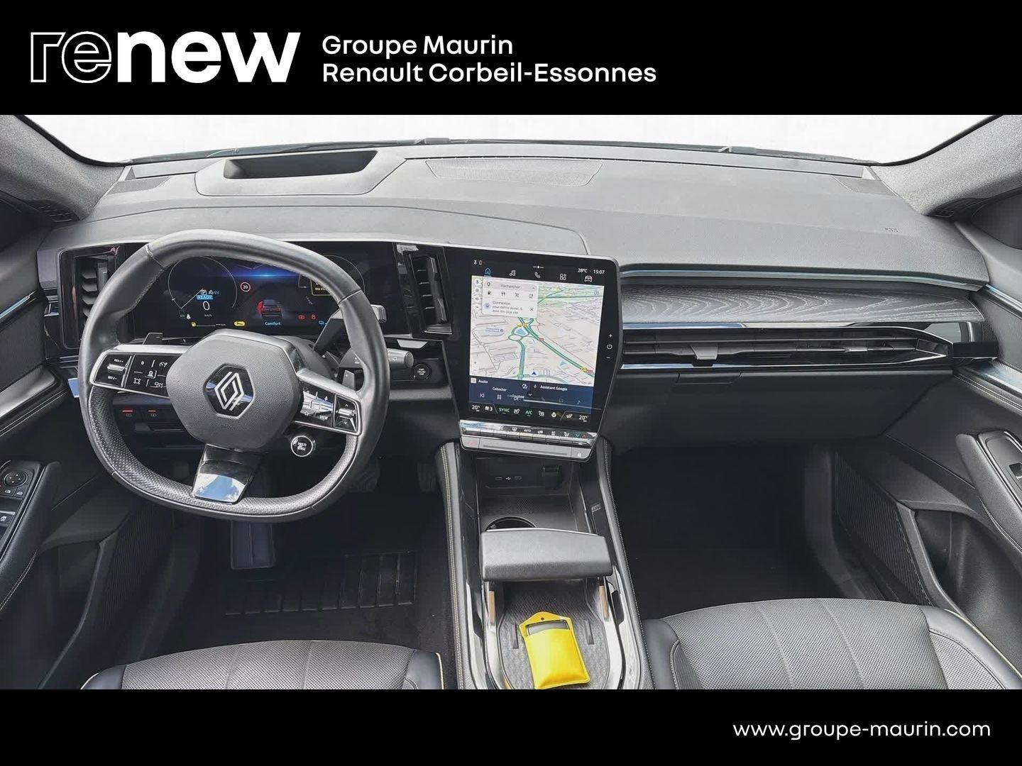 RENAULT Austral 1.2 E-Tech full hybrid 200ch Iconic - Photo 13
