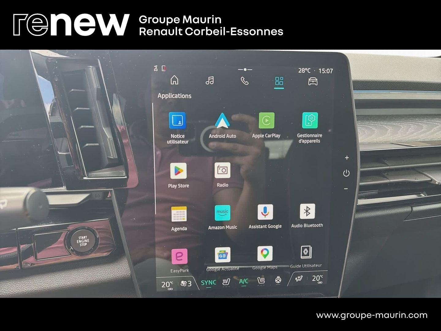 RENAULT Austral 1.2 E-Tech full hybrid 200ch Iconic - Photo 21