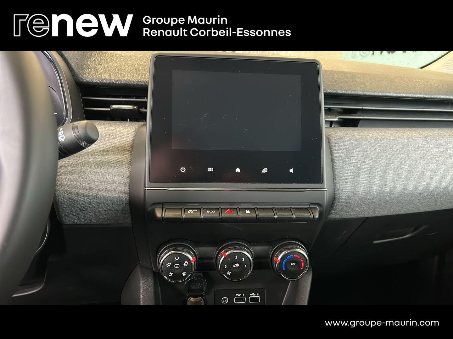 RENAULT Clio 1.5 dCi 100ch Evolution - 25 - Photo 16