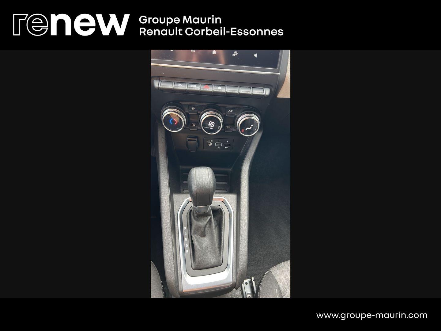RENAULT Clio 1.6 E-Tech hybride 145ch Evolution - Photo 19