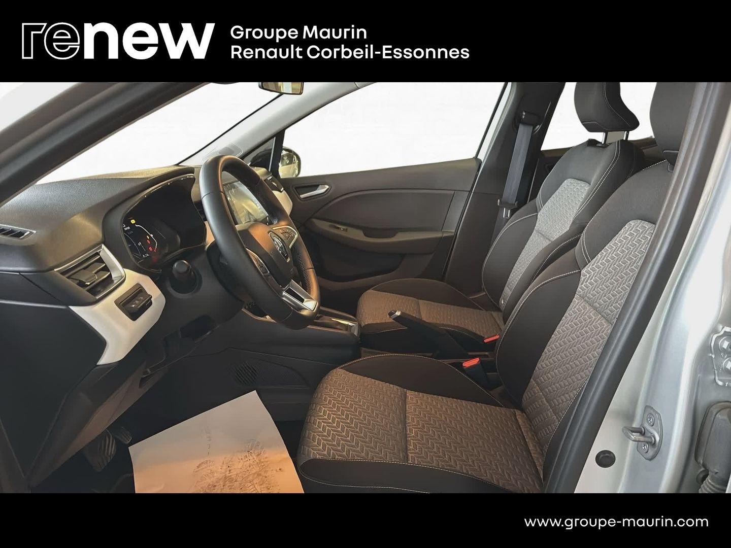 RENAULT Clio Réversible 1.6 E-Tech full hybrid 145 Evolution - Photo 10