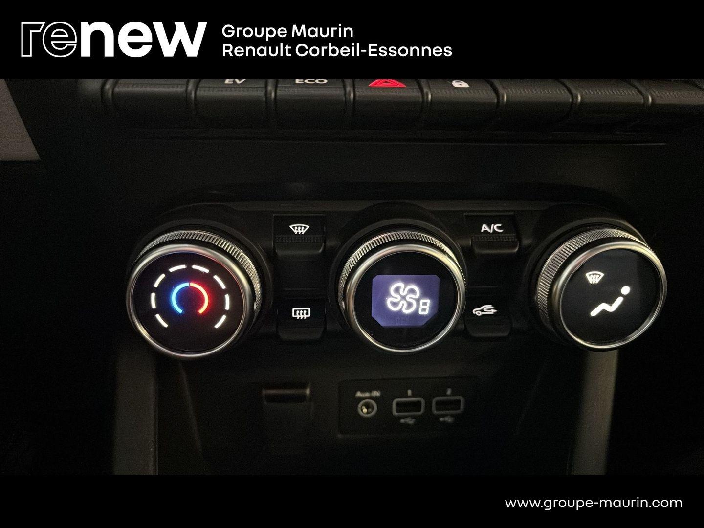 RENAULT Clio Réversible 1.6 E-Tech full hybrid 145 Evolution - Photo 21