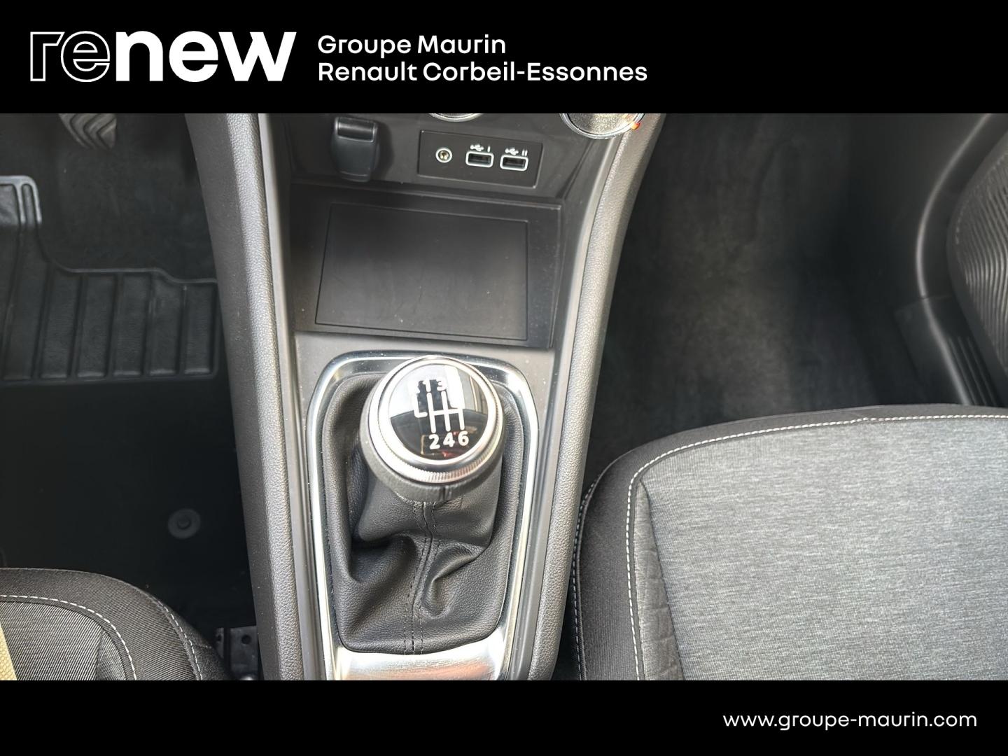 RENAULT Captur 1.0 Eco-G 100ch Evolution - Photo 27