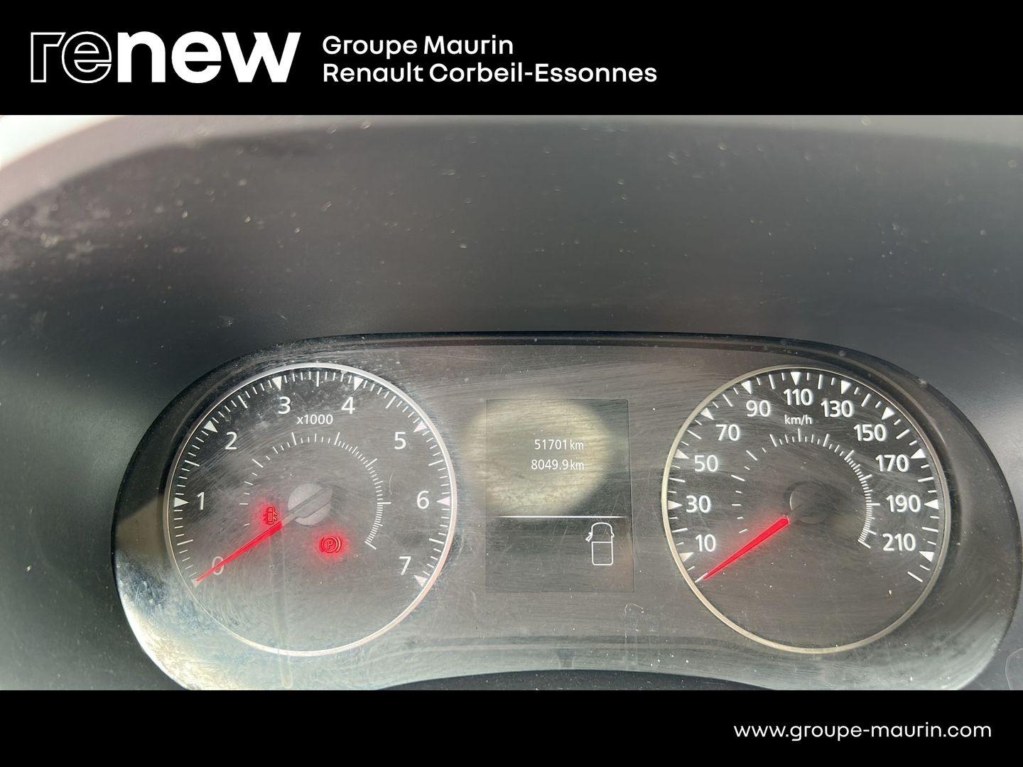 RENAULT Master Fg F3500 L3H2 2.3 dCi 135ch Grand Confort E6 - Photo 21