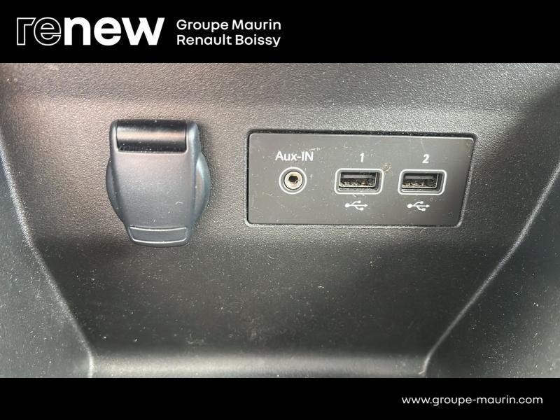 RENAULT Clio 1.0 TCe 90ch Evolution - Photo 28
