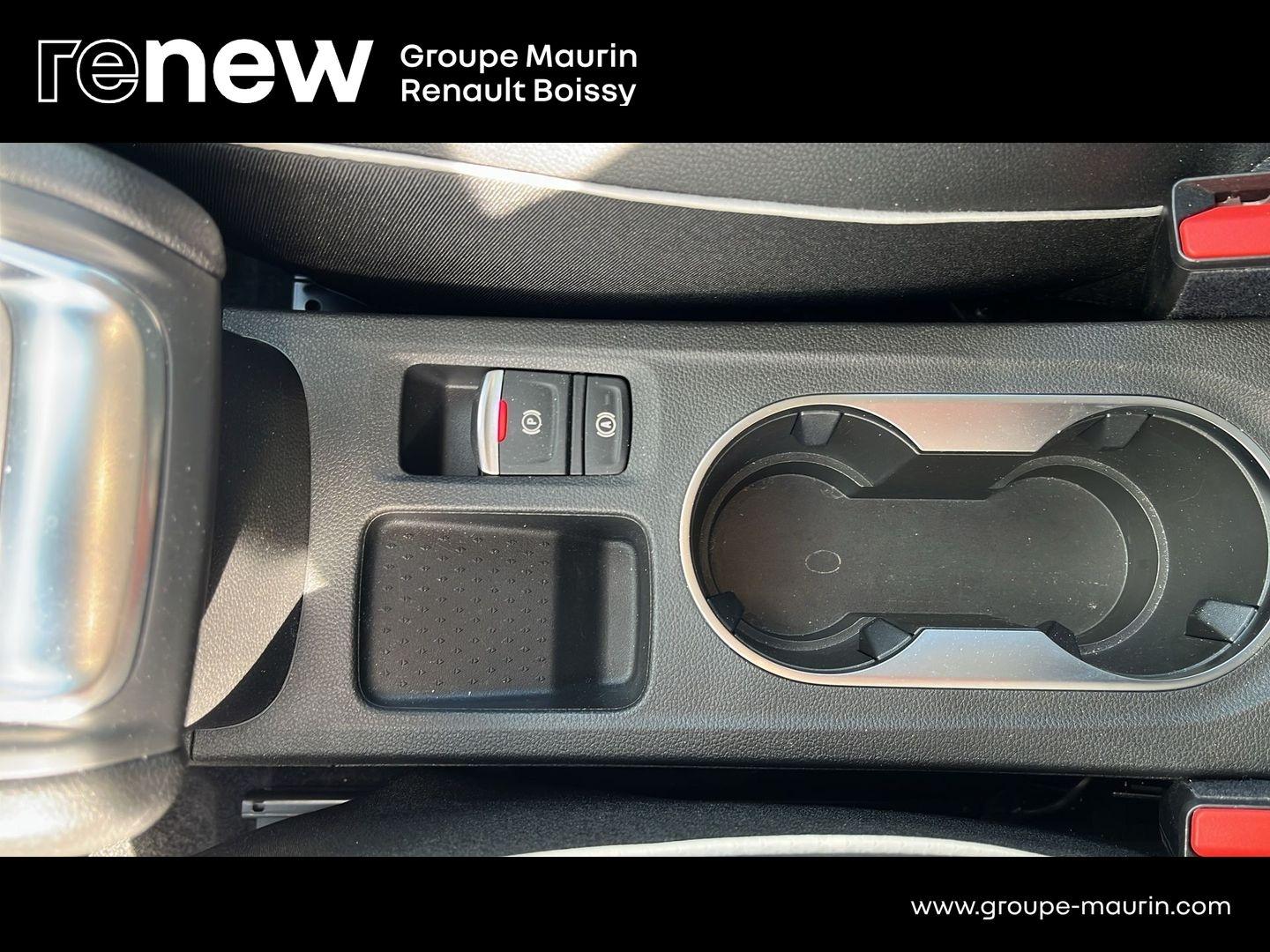 RENAULT Captur 1.6 E-Tech hybride 145ch Techno Fast Track - Photo 26