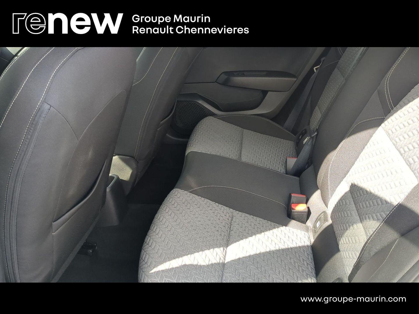 RENAULT Clio 1.0 TCe 90ch Evolution - Photo 18