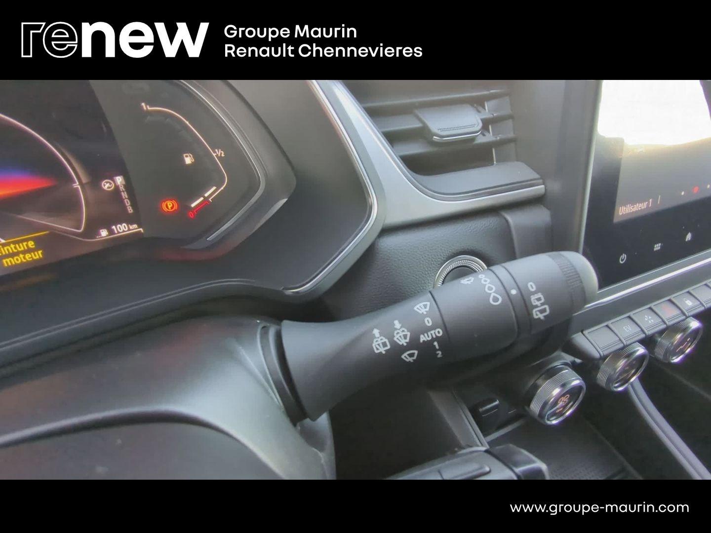 RENAULT Captur 1.6 E-Tech hybride 145ch Intens -21 - Photo 18