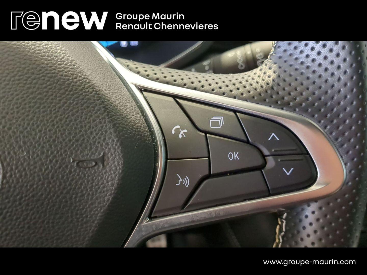 RENAULT Captur 1.6 E-Tech hybride 145ch Engineered - Photo 12