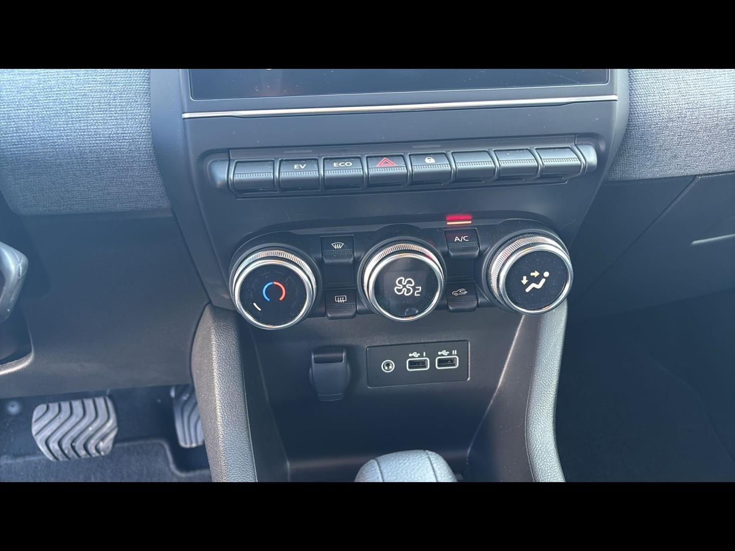 RENAULT Clio 1.6 E-Tech 145ch full hybrid Evolution - 25b - Photo 39