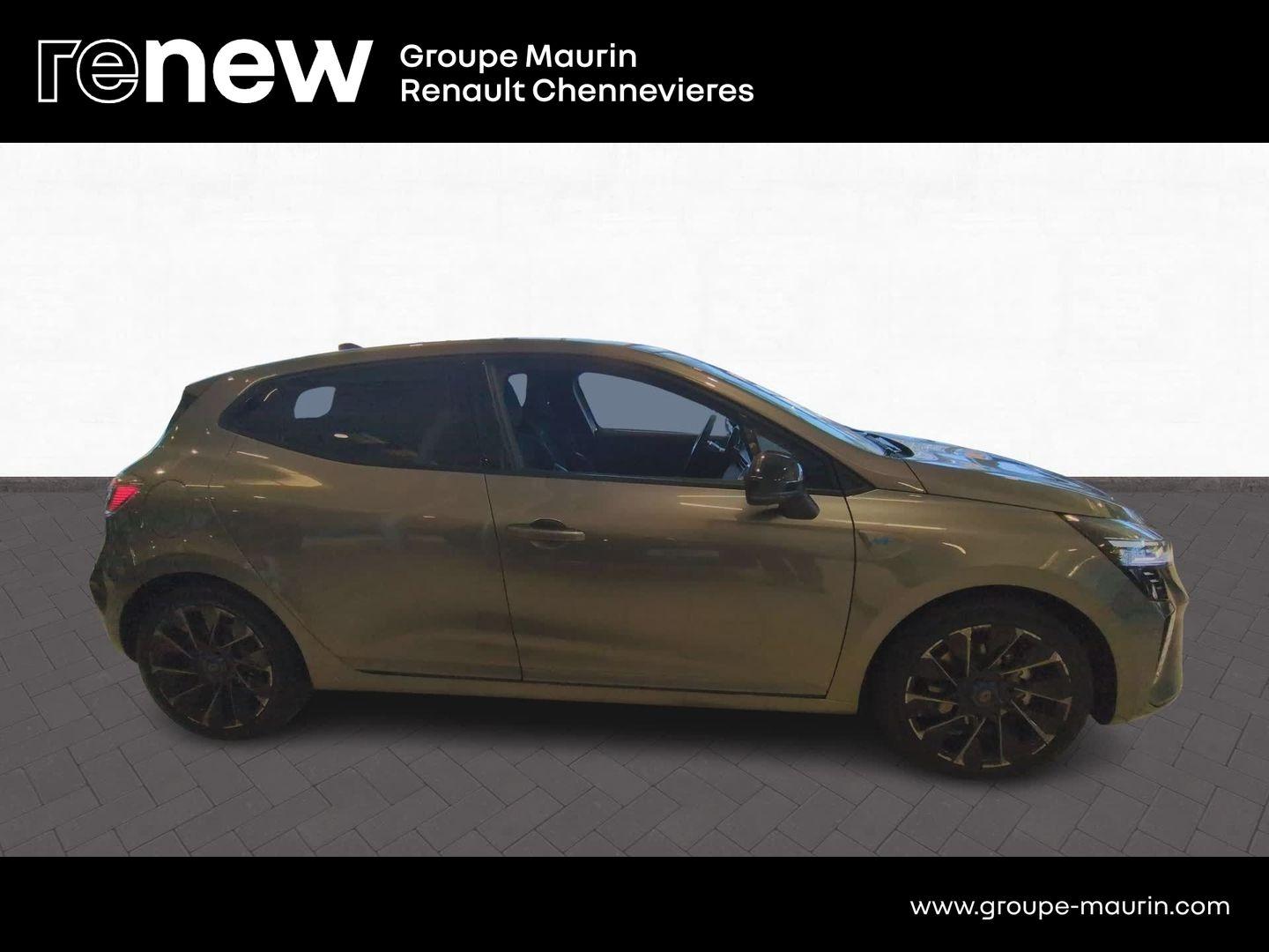 RENAULT Clio 1.6 E-Tech 145ch full hybrid esprit Alpine - 25 - Photo 4