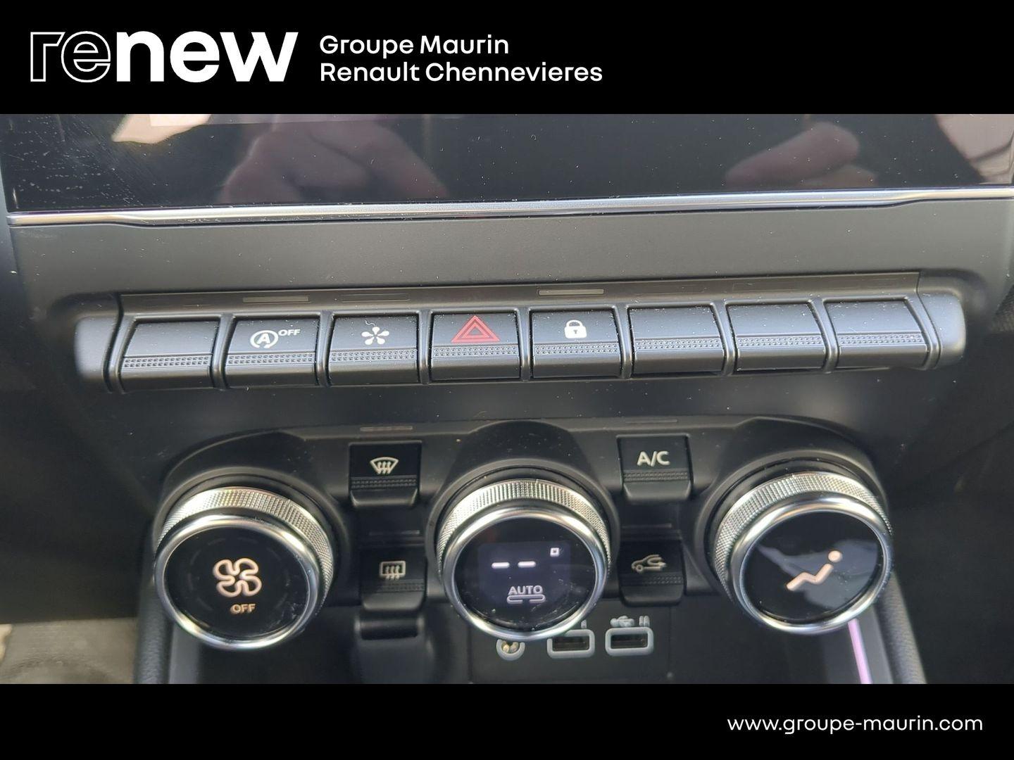 RENAULT Clio 1.0 TCe 90ch esprit Alpine - 25 - Photo 18