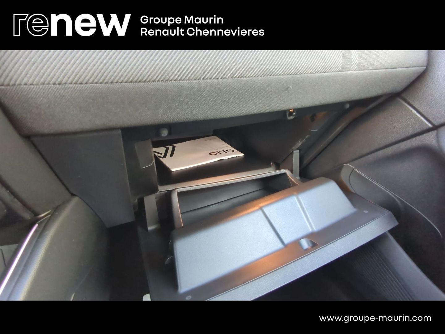RENAULT Clio 1.0 TCe 90ch esprit Alpine - 25 - Photo 23