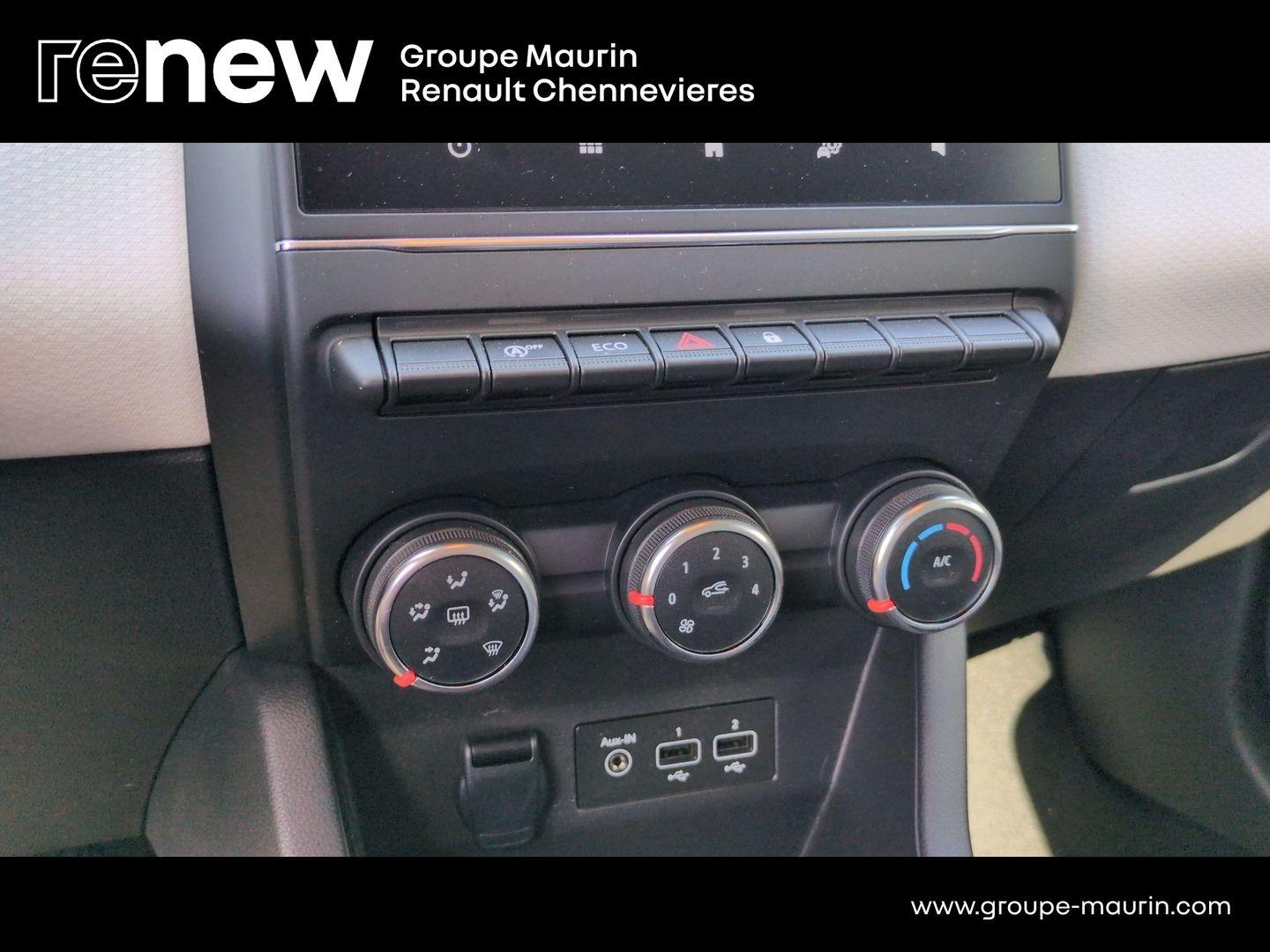 RENAULT Clio 1.0 TCe 90ch Evolution - Photo 19