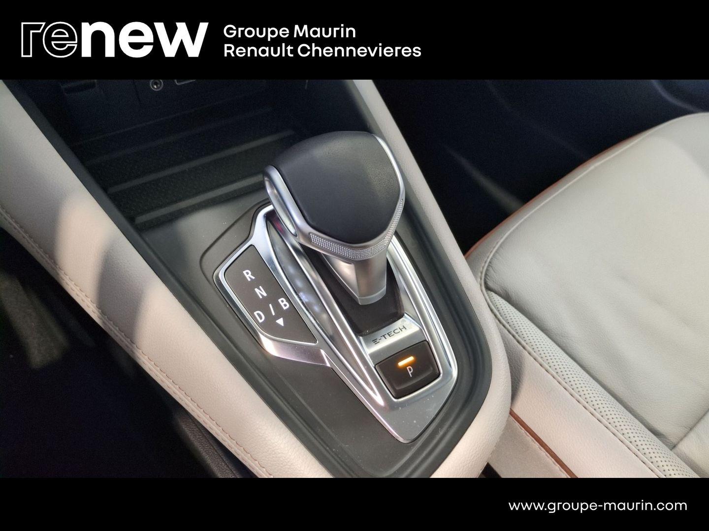 RENAULT Captur 1.6 E-Tech hybride 145ch Iconic - Photo 21